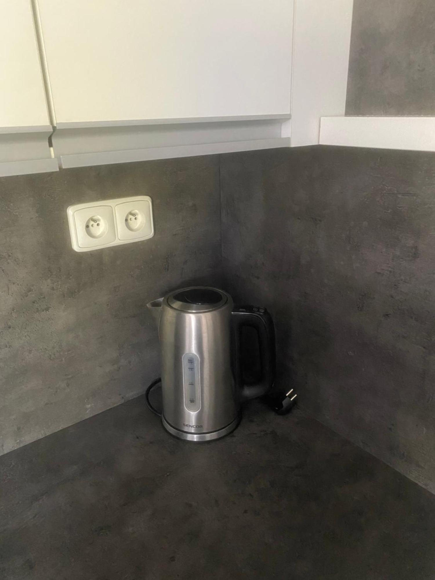 Apartman 2+kk, 50 M2 V Klidne Lokalite. 10 Min Od Centra Prahy. Apartment Prague