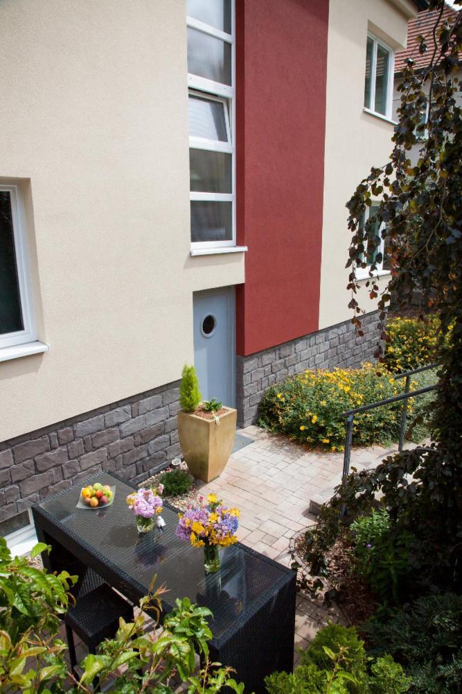 Apartman 2+kk, 50 M2 V Klidne Lokalite. 10 Min Od Centra Prahy.